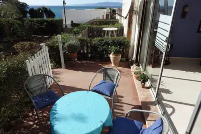 Image de Appartement avec terrasse et vue mer - parfait pour les familles