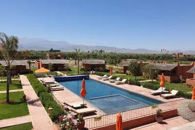 Image de Domaine privé de 10 à 32 pers, 9 bungalows dont 4 avec picine privée. Marrakech