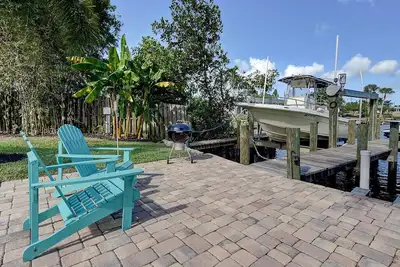 Image de Water Front 10+ pp w / 23ft Kw Boat available w / wo Captain! + Salle De Jeu!