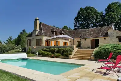 Image de Jolie Ferme du Xvii ème siècle, restaurée avec piscine, Belle vue sur la Vallée