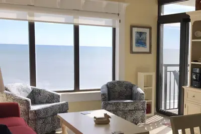 Image de Magnifiquement Décoré Propre Condo Avec Direct Propriétaire Vue Sur Océan Opéré