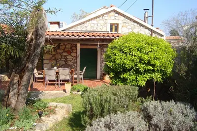 Image de Belle maison en pierre dans la région de Pula