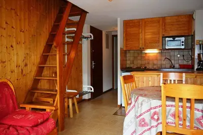 Image de Studio avec cabine et mezzanine, parking et proche des pistes
