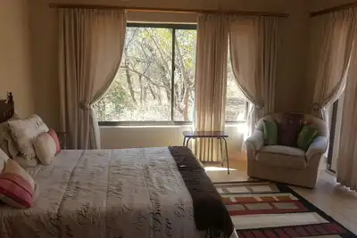 Image de Famille d'accueil à Wildlife Estate si vous avez besoin de paix et de tranquillité, safaris et marche