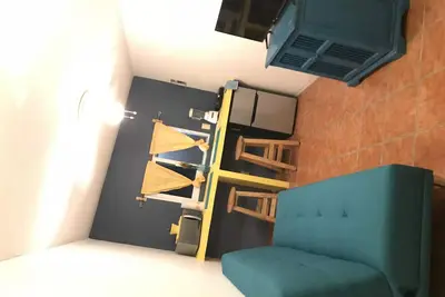 Image de Excellent petit appartement de charme à seulement 1\/2 pâté de maisons de l'océan. .