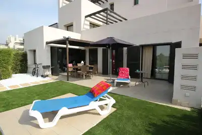Image de Luxe, rez-de-chaussée, 3 chambres appartement, vue imprenable
