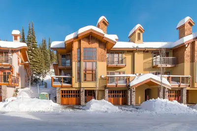 Image de Ski-in / Ski-out, la famille Trails Edge 15 Townhome avec bain à remous / Bbq