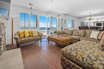 Image de Nouvelle inscription Oceanfront 2 Bedroom / 2 Bathroom