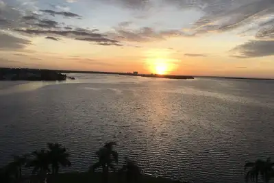 Image de Vue sur l'eau Vivre Ă Tampa Bay - Voir les dauphins et les lamantins du balcon