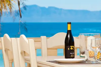 Image de Appartement climatisé avec jardin et vue sur la mer, sur la plage d'Acudia