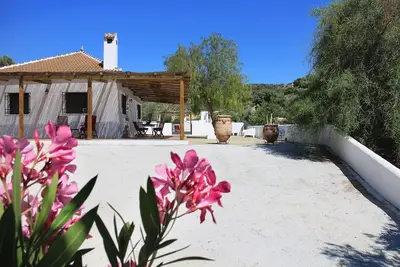 Image de Belle villa nichée dans la campagne andalouse