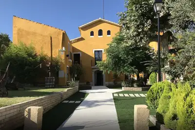 Image de Mas Can Trabal 1840 près de Sitges jusqu'à 26 personnes