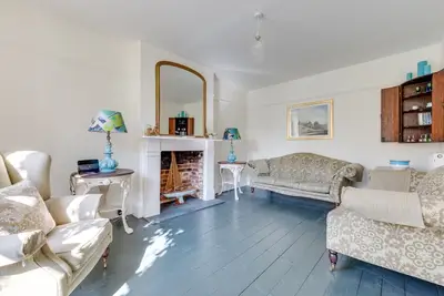 Image de Amory House - Cinq Chambres Maison, Couchages 10