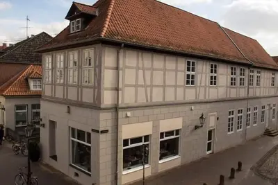 Image de Appartement moderne de 3 pièces dans le centre-ville avec Wi-Fi