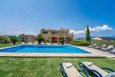 Image de Finca rurale Ă Majorque Gomila avec piscine