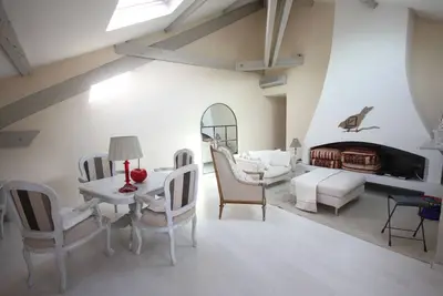 Image de loft rue d Antibes à 10 minutes à pieds du palais des festivals et des plages