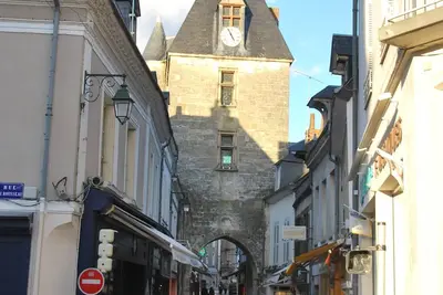 Image de le grenier d'Orange. Appart dans maison ancienne à 20 m de la rue piétonne