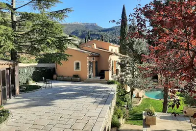 Image de Rez de villa, piscine ;pool House, , proche plages - 3 couchages- Climatisé