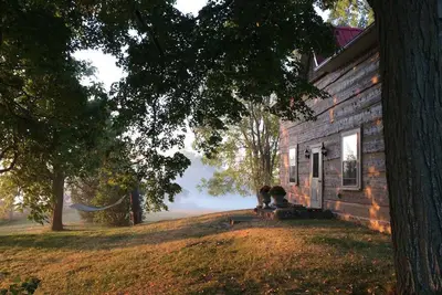 Image de Rustic-Chic Foxglove Farm seulement 1 heure de Toronto