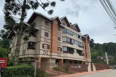 Image de Confort Et Sophistication À 400 M De Baden-Option: Avec Ou Sans Cuisson
