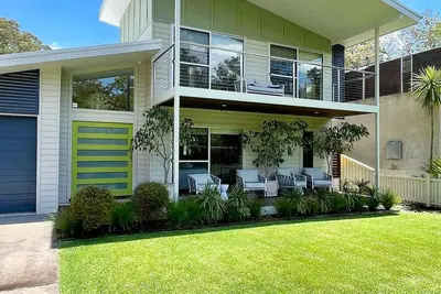 Image de Pearly - Large and Glam - 12 personnes avec piscine! - Maison de qualité
