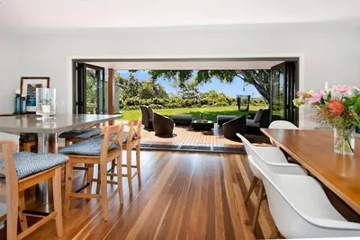 Image de Ferncrest @ Fernleigh - Luxury Home, Ocean Views, Rolling Green Hills