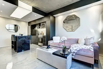 Image de Loft spacieux près de Guy-Concordia