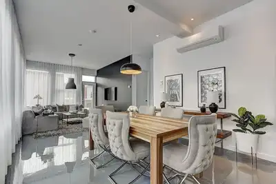 Image de Le Boho Chic | Loft de 2 Chambres avec Terrasse