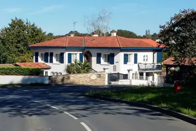 Image de Location 8  couchages  prés de Biarritz--4 kms. Promo. jusqu'à  8couchages