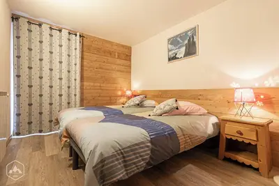 Image de appartement au coeur du village retour pistes skis au pied