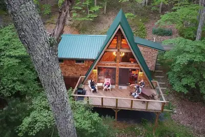 Image de Escapade cabine A-Frame dans la forêt de George Washington Natl, région de la rivière perdue, Wv