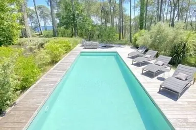 Image de Biscarrosse Hautes Rives Villa avec piscine vue lac pour 12 personnes