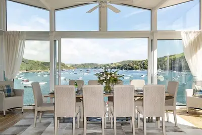 Image de Quayside, familial et convivial, avec un jardin Ă Salcombe, Ref 995734