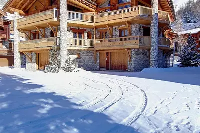 Image de Coup De Coeur Dans Chalet Au Centre De Val D Isere Appartement Authentique