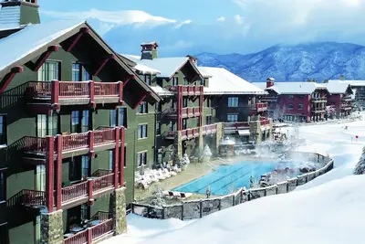 Image de Aspen Christmas - Highlands Ritz, 3 ch, Mtn View, ski in-out!