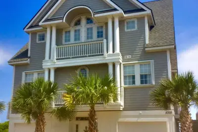 Image de 4358 Island Dr Oceanfront 5br, Internet, bain à remous, Piscine communautaire