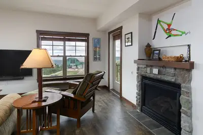 3 Br: Soaring Eagle 201