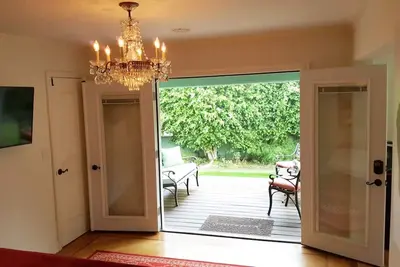 Image de Offre Tarifaire SPÉCIALE Un été sans fin dans votre California Dream Private Guest House