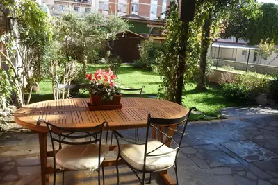 Image de Bel appartement avec jardin!