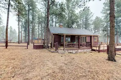 Image de Cabine chien-w w / cuisine complète, WiFi gratuit, excellent emplacement