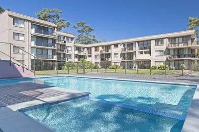 Image de 15 'The Poplars' 34 Magnus Street - superbe complexe avec piscine et proche de la ville