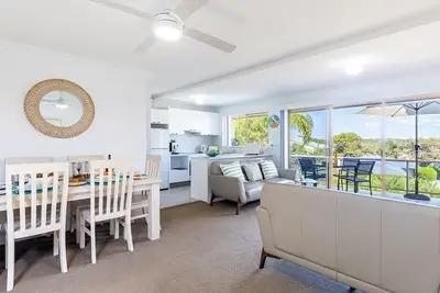 Image de 4 'Frangipani' 30 Leonard Avenue - maison de ville spacieuse