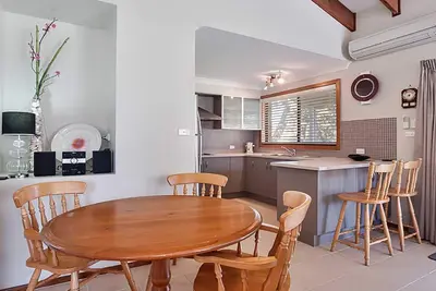Image de 2 'Plattens' 15 Kurrawa Close - grand duplex si près de l'eau