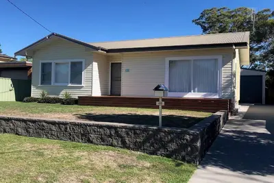 Image de 'Sandy Shoal', 46 rue Rigney - Shoal Bay Beach Cottage avec air conditionné