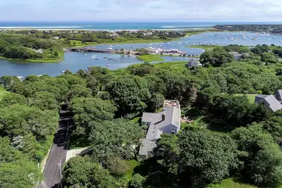 Image de Vue sur l'eau - Semaines d'été restantes réduites