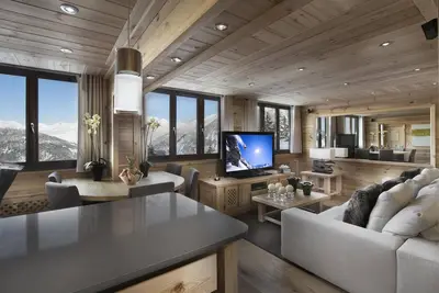 Image de 3 bedroom flat Center ski in-ski out Courchevel 1850