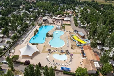 Mobil home 6/8 personnes Camping \"La Carabasse\" 4 étoiles