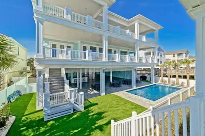 Image de Oceanfront 12 bdrms / 13 bthrms Pool Elevator Wedding-Friendly