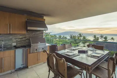 Image de Luxe en bord de mer à couper le souffle ~ Bbq privé sur Lanai ~ Parfait pour les familles!