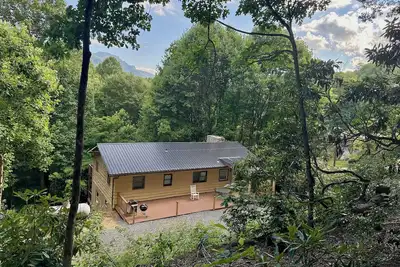 Image de Boone / Banner Elk Mountain Home - Animaux acceptés, 3 chambres